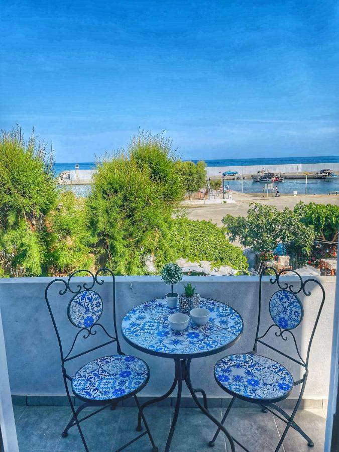 Seaview Apartment Tsoútsouros Eksteriør bilde