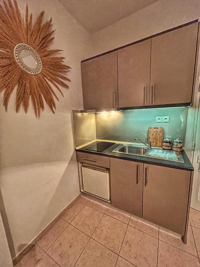 Seaview Apartment Tsoútsouros Eksteriør bilde